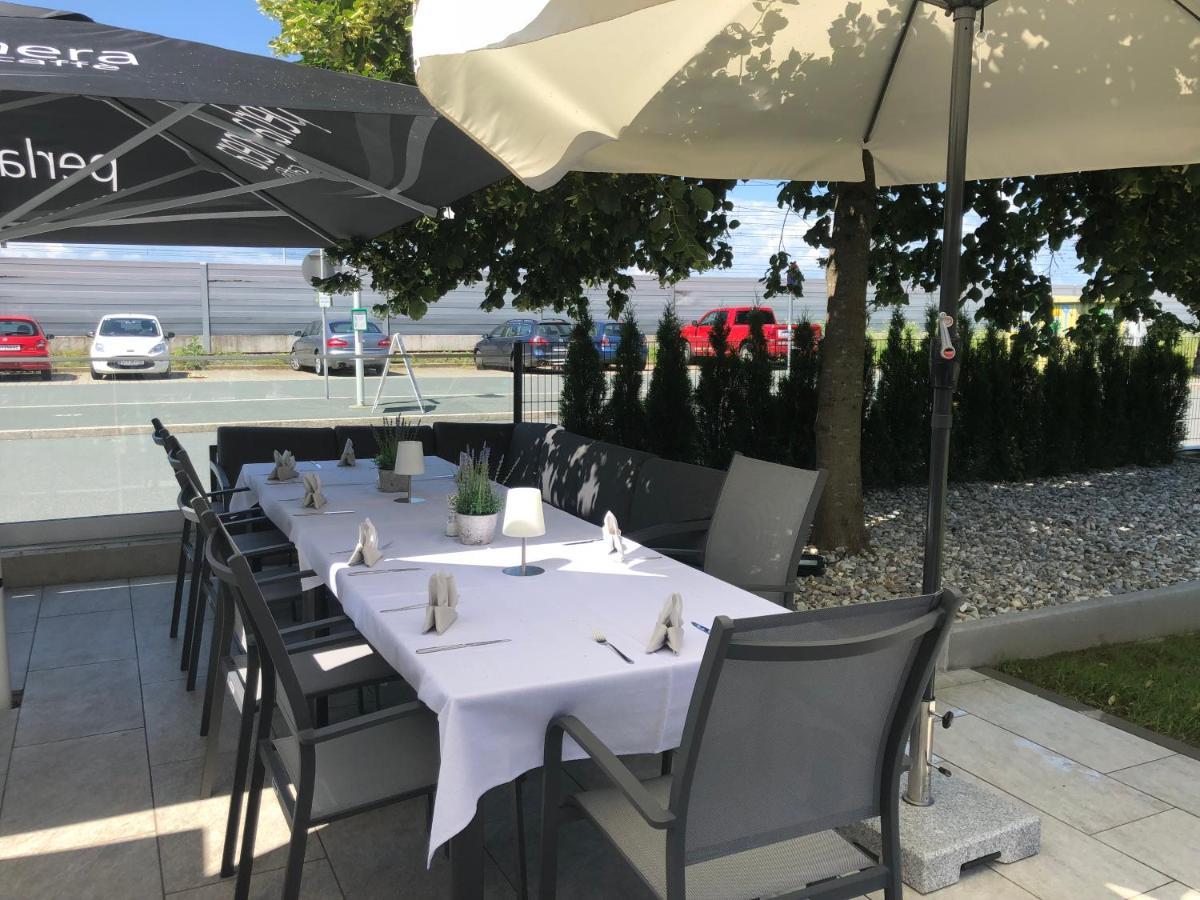 Hotel Restaurant Meyer Kalsdorf bei Graz Eksteriør bilde