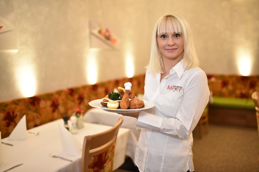 Hotel Restaurant Meyer Kalsdorf bei Graz Eksteriør bilde