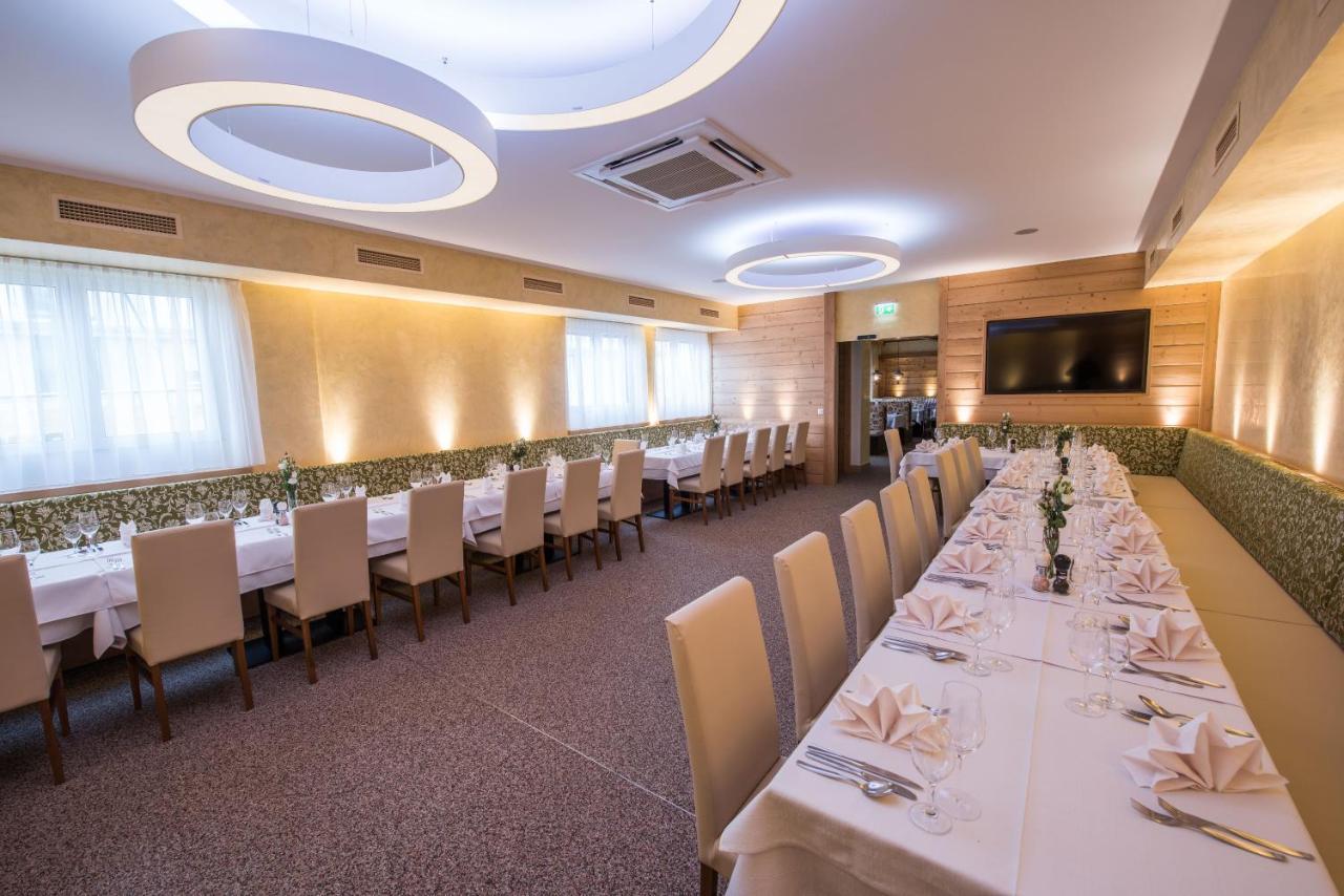 Hotel Restaurant Meyer Kalsdorf bei Graz Eksteriør bilde